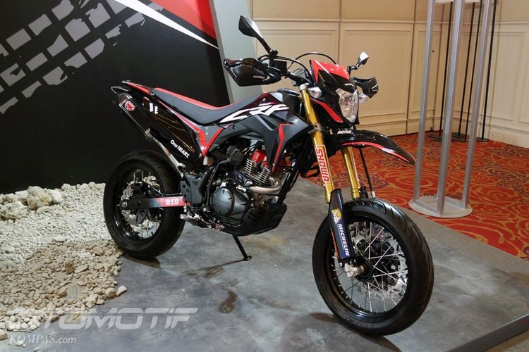 Honda CRF 250 мотард